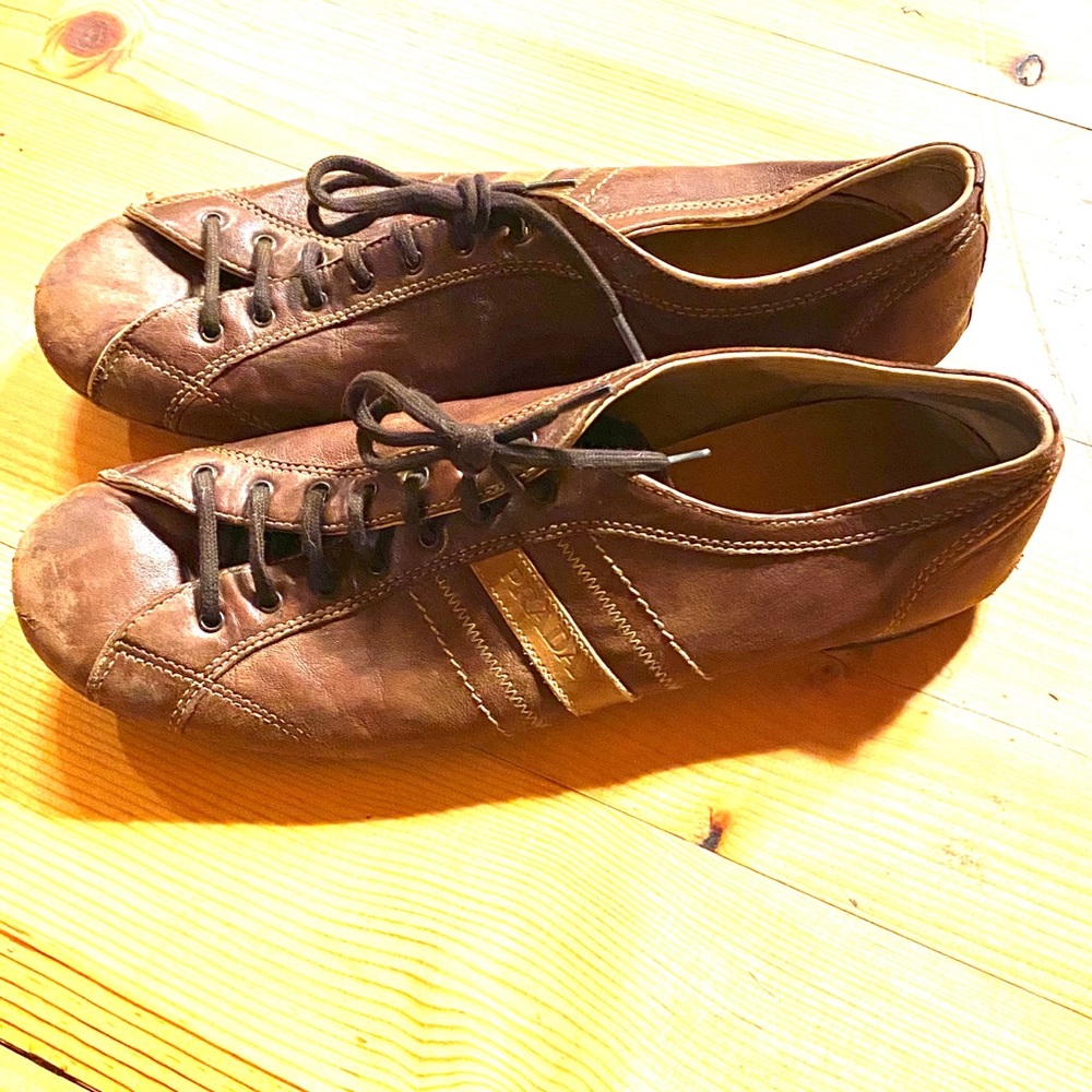 Men’s PRADA original leather shoes sneakers